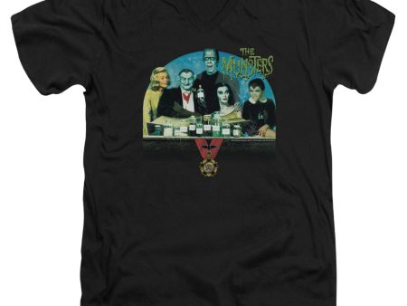 MUNSTERS : 50 YEAR POTION S\S ADULT V NECK T-SHIRT 30\1 Black SM For Discount